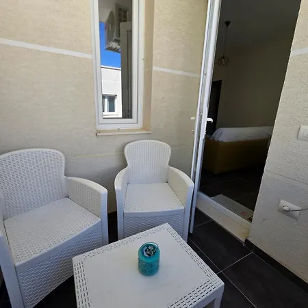 Hana's Apartment *